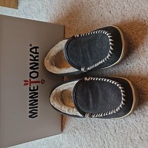 NWT Minnetonka Tempe Mocs